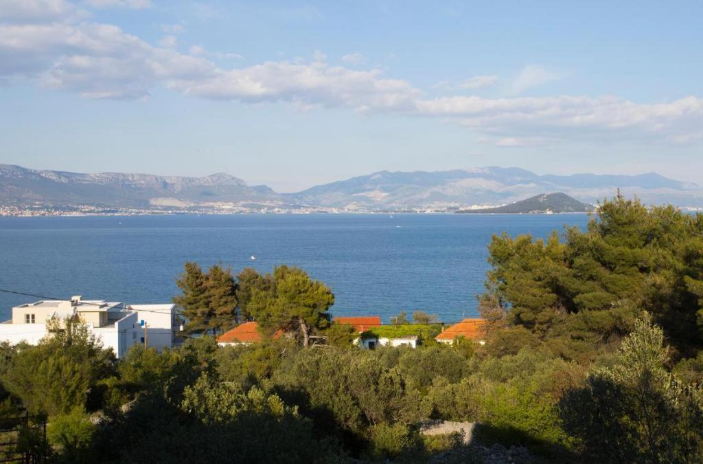 Apartments Panorama With Seasonal Pool Slatine Exterior photo
