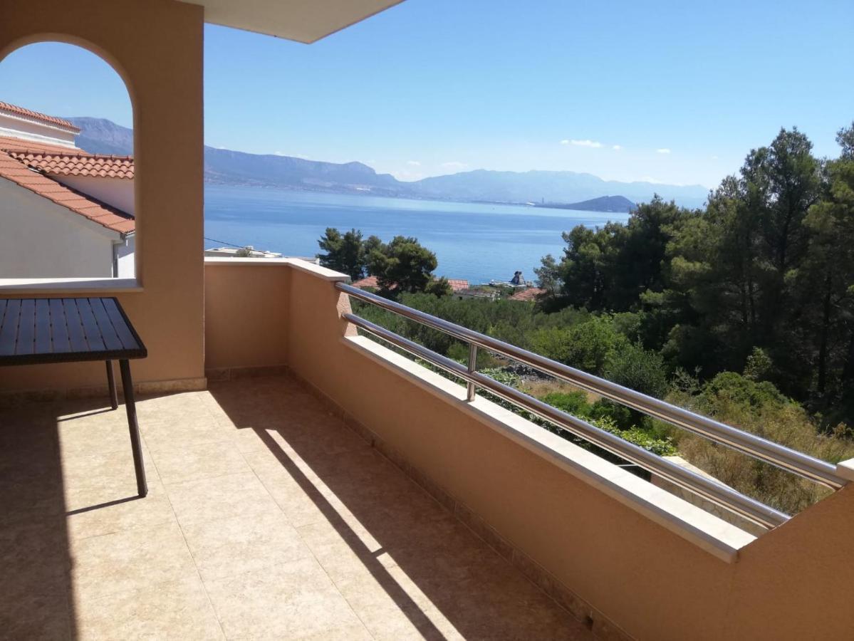Apartments Panorama With Seasonal Pool Slatine Exterior photo